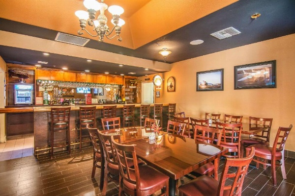 Comfort Inn & Suites image 29